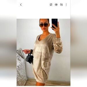 New.Velvet oversize dress tunic. Size Xl. Made in Turkey